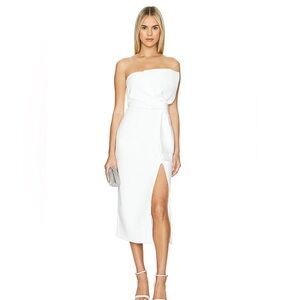 Elliatt Brighton Dress in Ivory - Size Medium